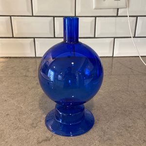 Anthropology candle base